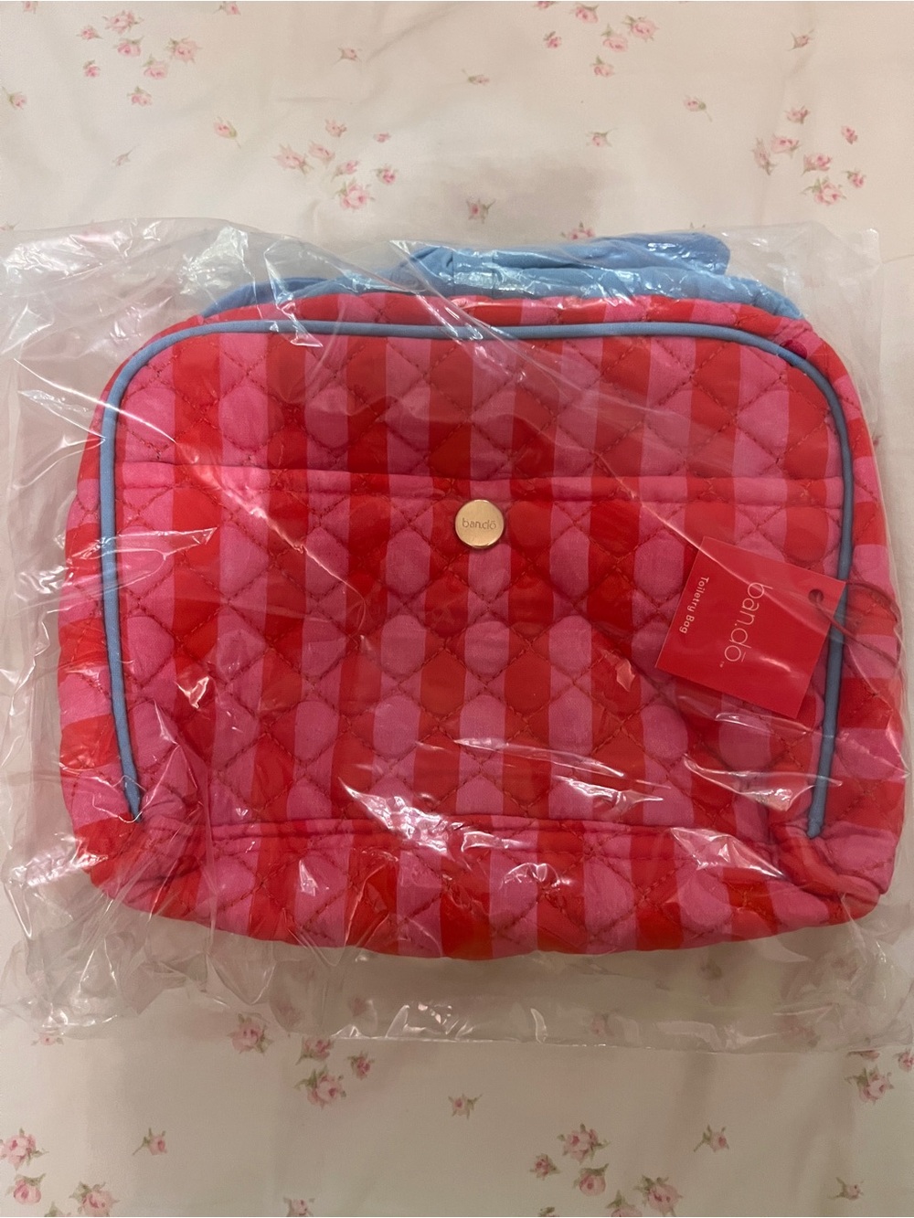 ban.do Quilted Pink & Red Toiletry Case